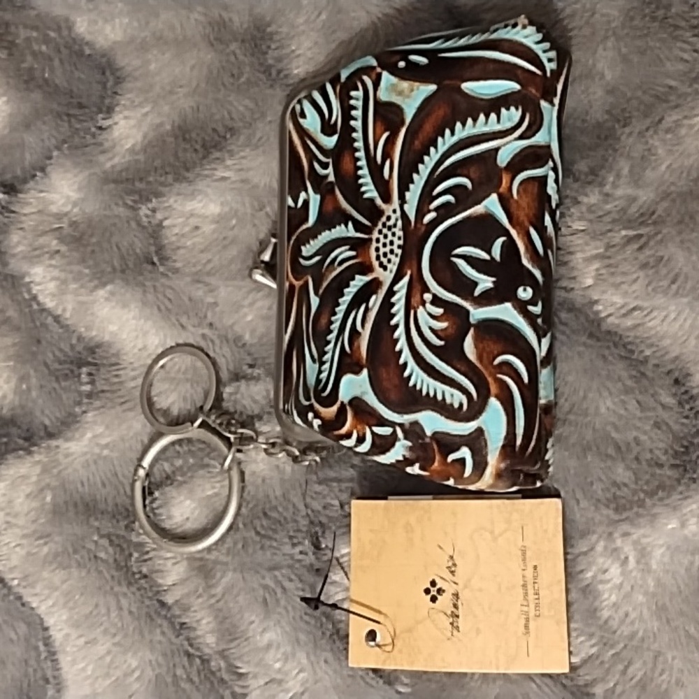 Small leather goods